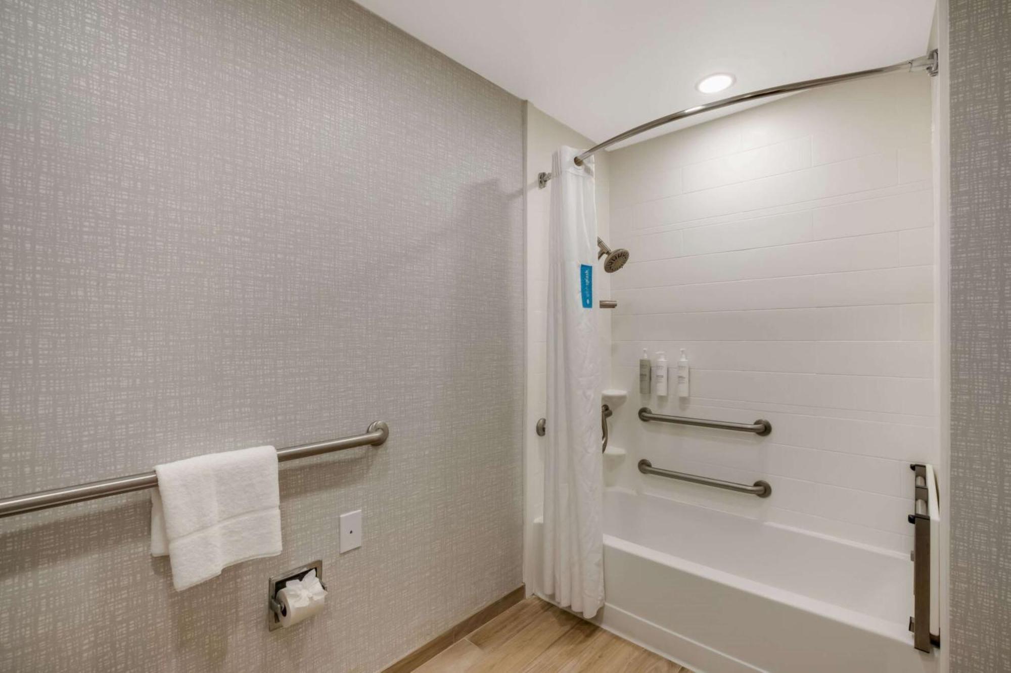 Hampton Philadelphia/willow Grove Hotel 3*